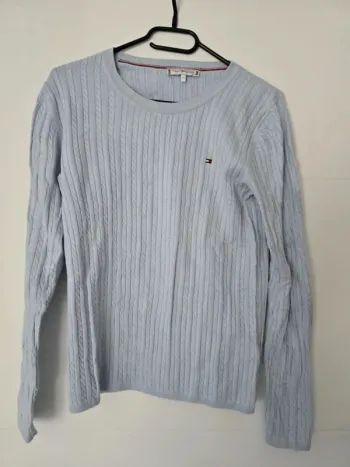 Pulle en maille bleu ciel tommy hilfiger