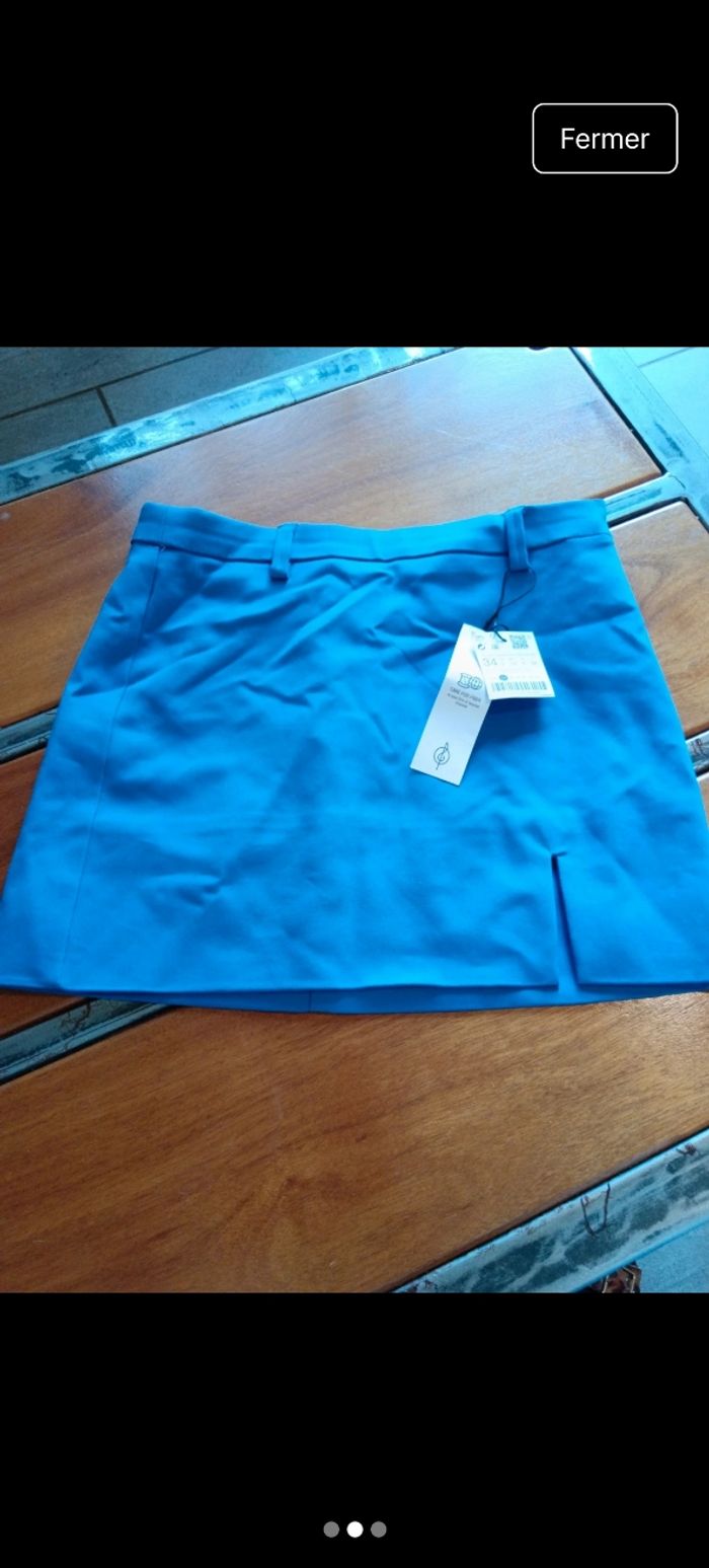 Jupe bleu stradivarius neuve - photo numéro 2