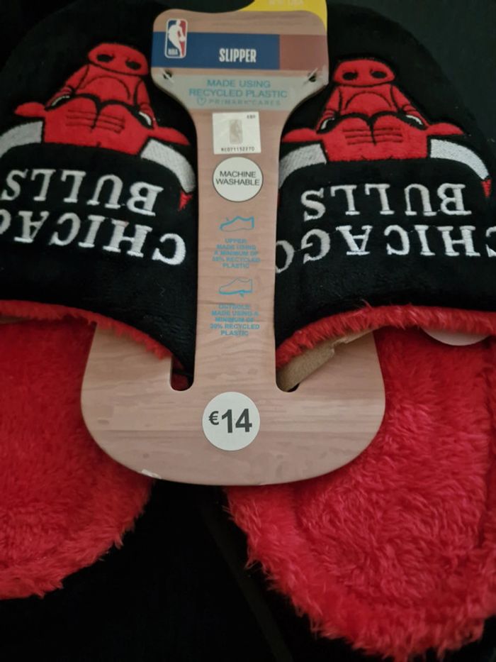 Pantoufles NBA - photo numéro 6