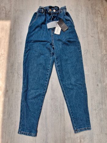 Jean baggy Stradivarius neuf avec étiquette 32