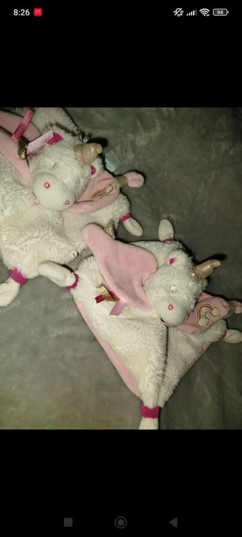 Doudou licorne 