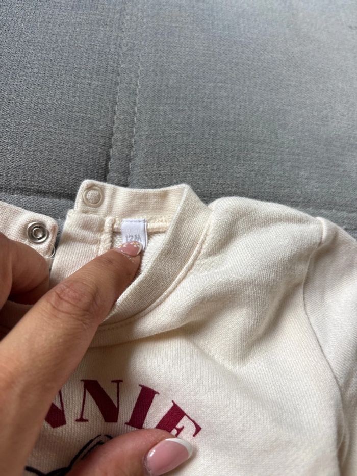Pull Minnie 12 mois comme neuf - photo numéro 2