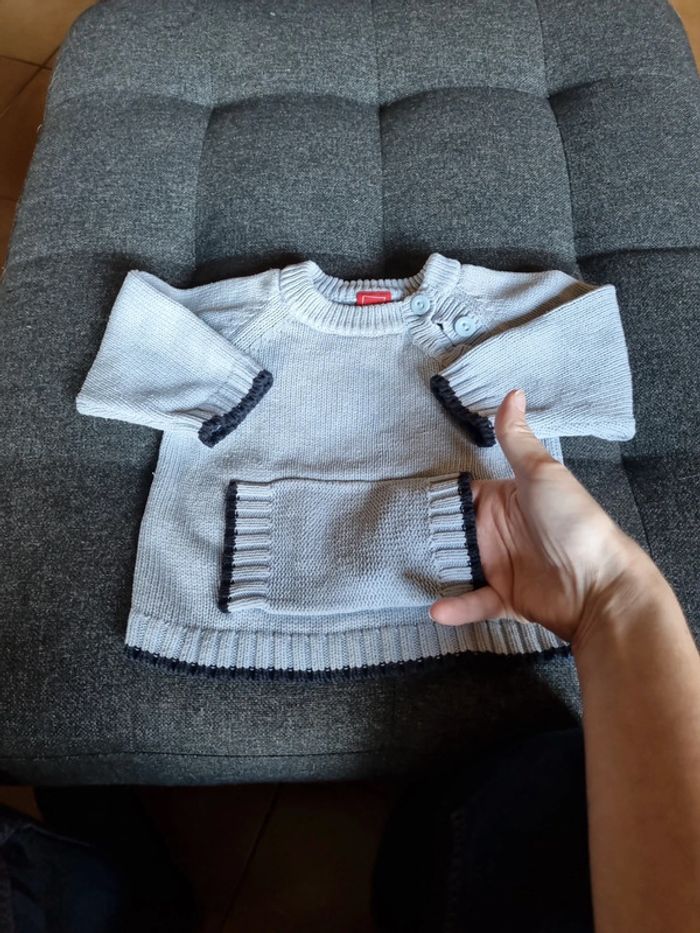 Pull chaud - photo numéro 2