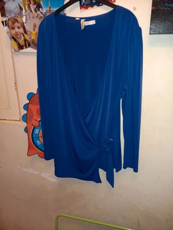 Haut effet cache cœur petite tâche 50/52 bodyflirt pas vinted go