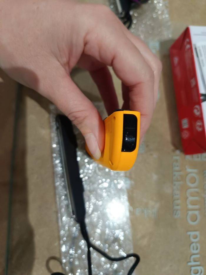 Joycon Nintendo Switch en très bon état - photo numéro 8