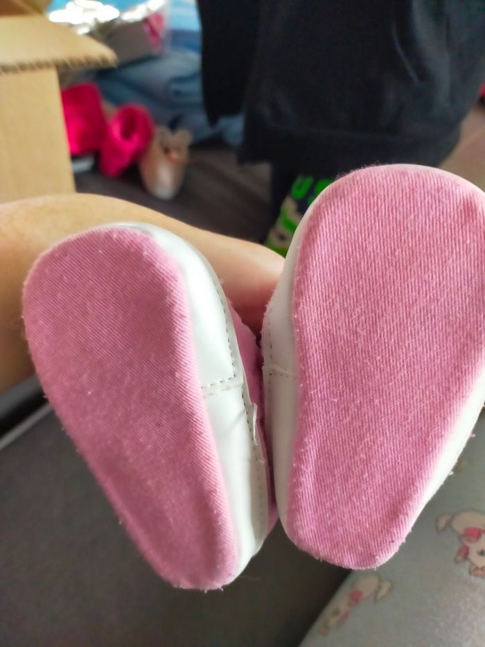 Chaussures 3/6 mois - photo numéro 3