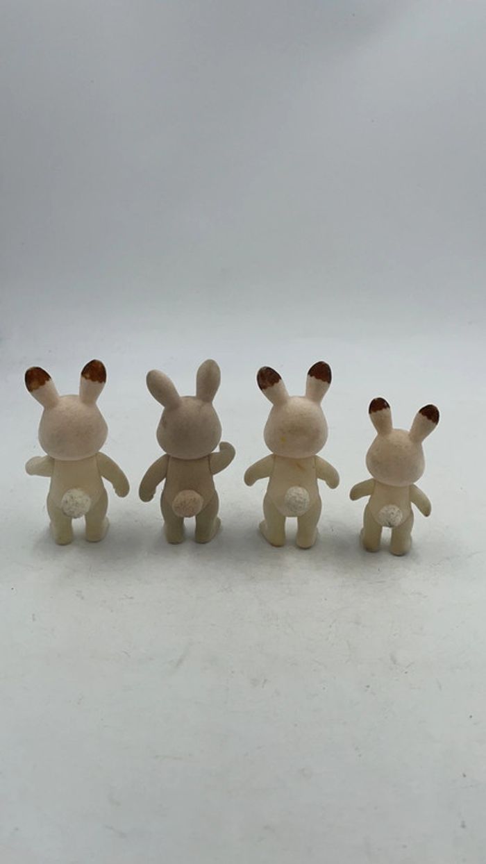 Figurines Sylvanian Families Famille Lapins Epoch d’enfance - photo numéro 2