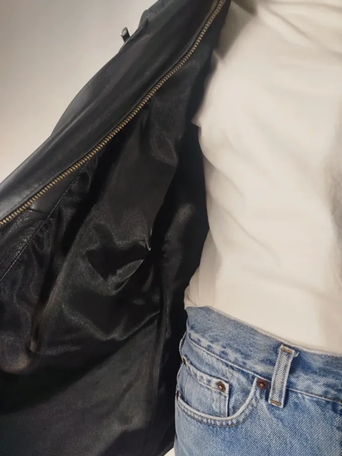 Veste en Cuir femme L > XXL parfait état - Cuir véritable très bonne qualité A269 - photo numéro 2
