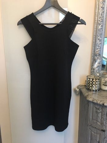 Petite robe noire moulante M 38