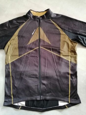 veste manches longues marron avec poche arrière  taille L decathlon