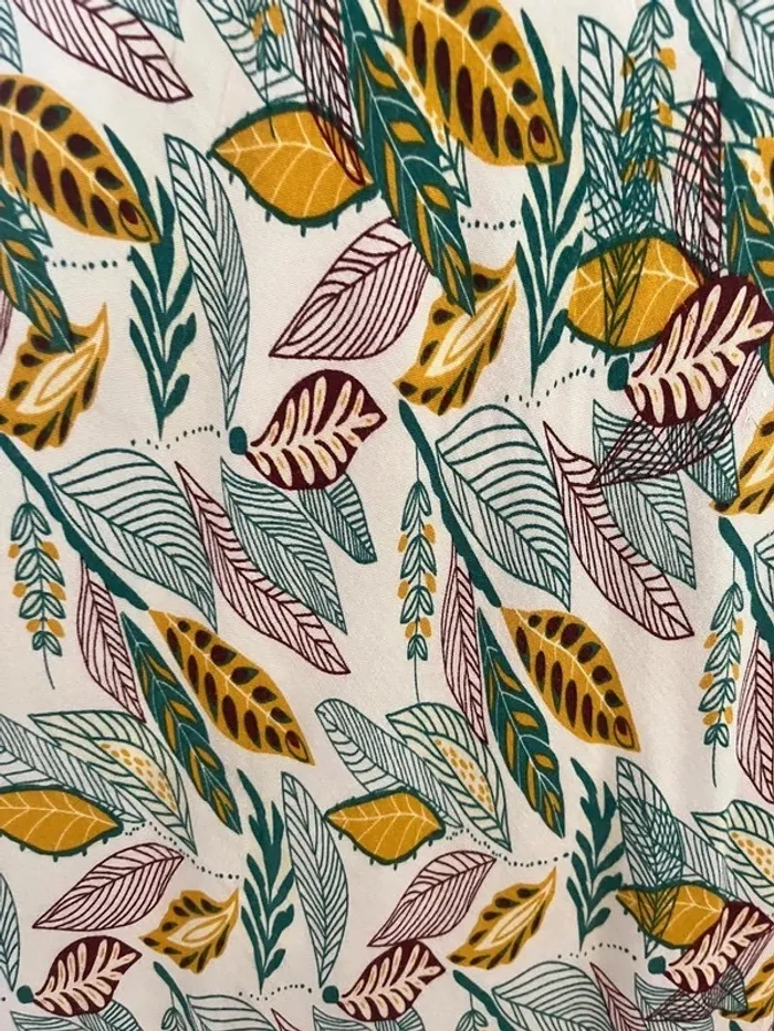 Magnifique robe d'été à volants XS - photo numéro 3
