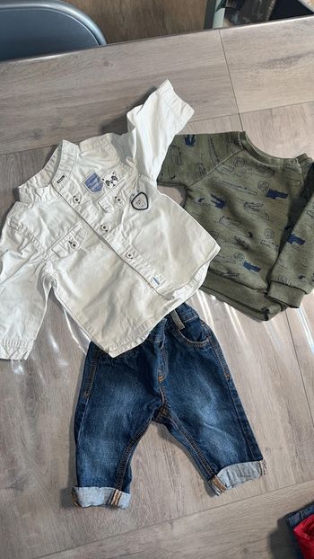 Ensemble jeans chemise sweat-shirt