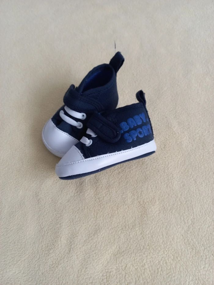 Chaussures bébé 0-3 mois