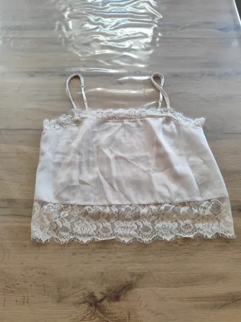 Débardeur Pull & Bear Crème Taille M, Dentelle ! Prix mini !