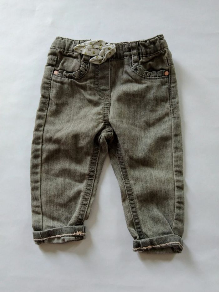 jean léger gris Z fille 6 mois
