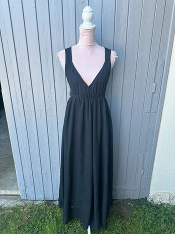 Robe longue d’été noir chic sans manches doublée