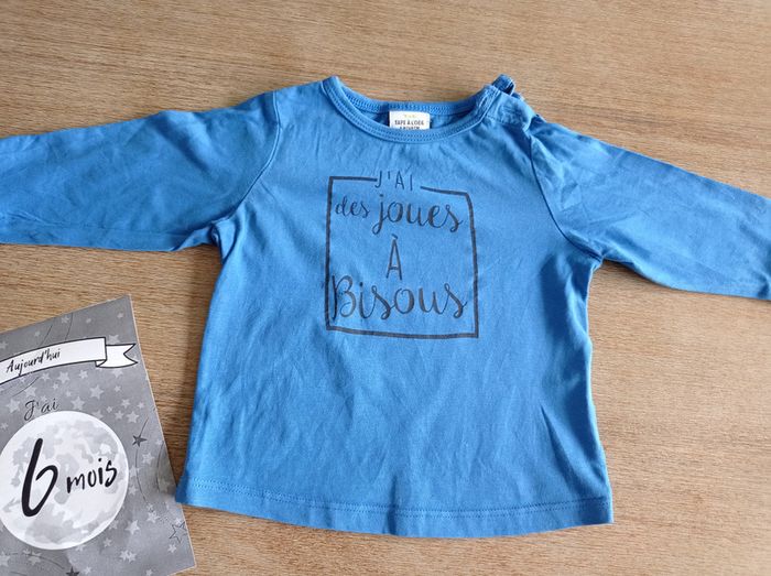 Tee shirt 6 mois joues à bisous