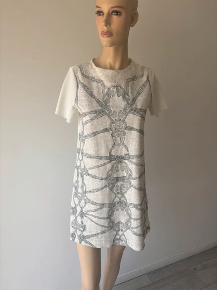 Robe d’été blanche Zara