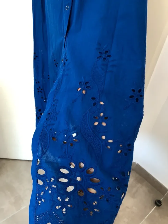 Robe dentelle anglaise bleu électrique Les Petites taille S neuve - photo numéro 6