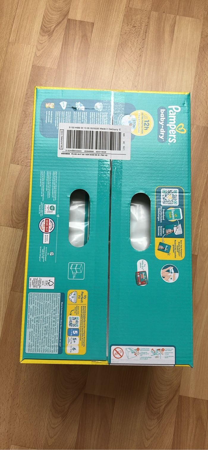 Couche Pampers Baby-dry taille 5 11-16kg 94 couches - photo numéro 2