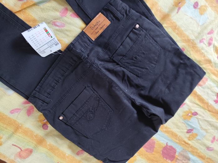 Pantalon neuf 12 ans - photo numéro 4