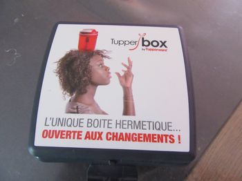 BOITE A SNACK TUPPERWARE