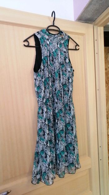 Robe fleurie verte