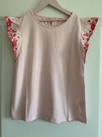 Top/T-shirt à volants brodé Catimini en 12 ans