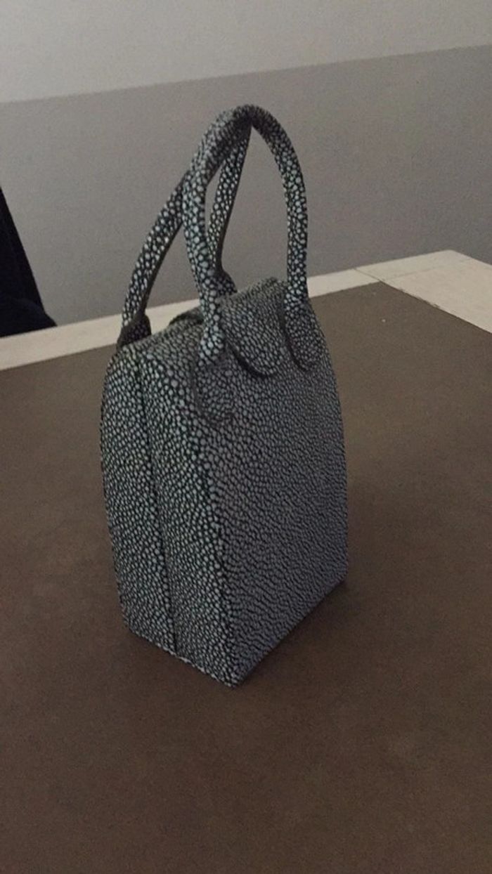 Boîte à bijoux portatif super cuir jamais servi
