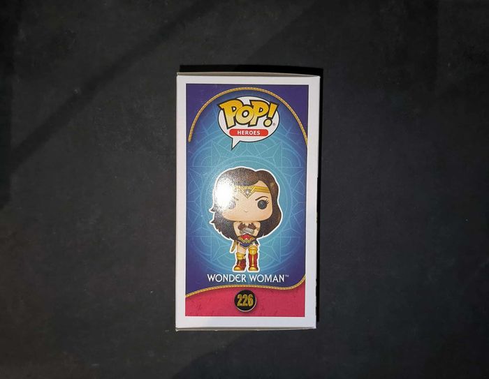 Figurine Funko Pop / Wonder Woman 226 / Dc Comics / Limited Edition - photo numéro 4