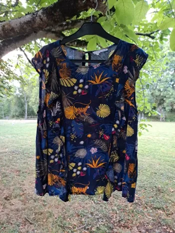 Blouse neuve 38