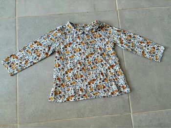 Haut fleuri à col 23 mois