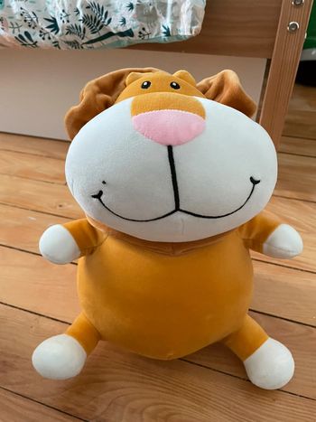 Peluche lion