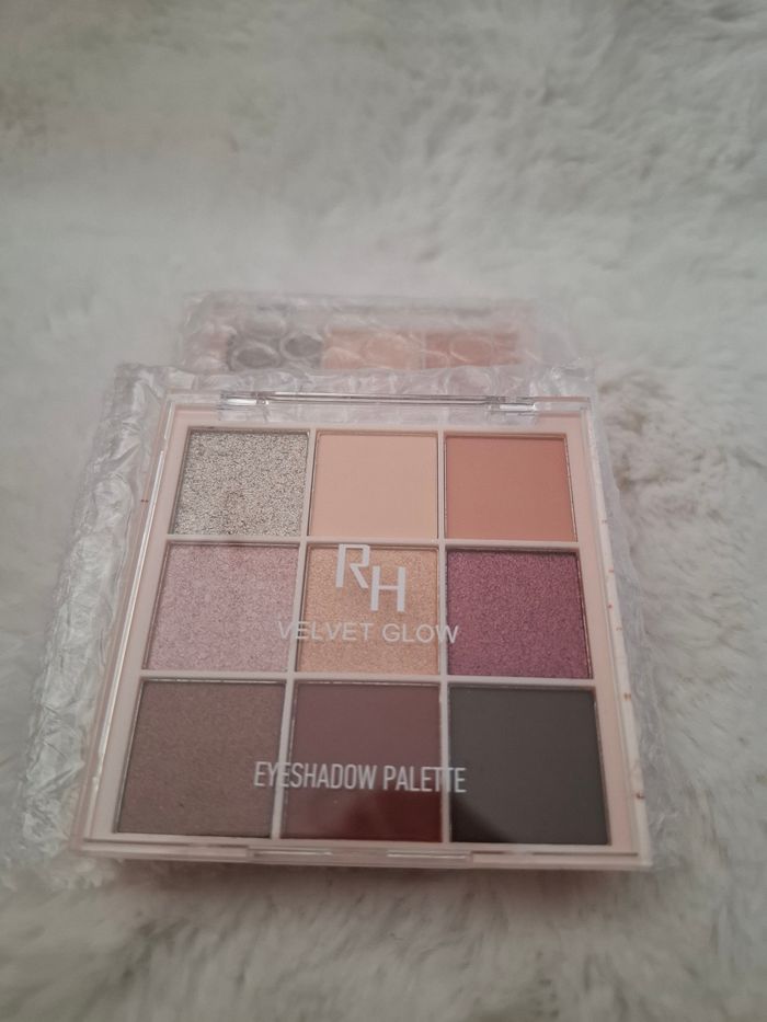RealHer Lot de 2 palettes Eyeshadow Velvet Glow - photo numéro 2