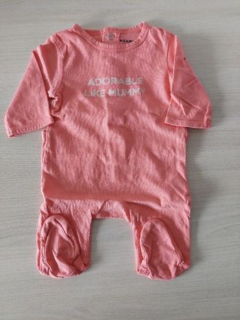 Grenouillère fille 1mois légère.