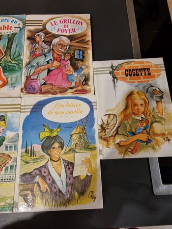 Lot de 7 livres anciens