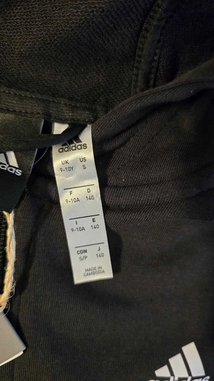 ( Neuf non porté)  🏷🥰➡️survetement unisex adidas 10 ans 🥰😍 - photo numéro 9