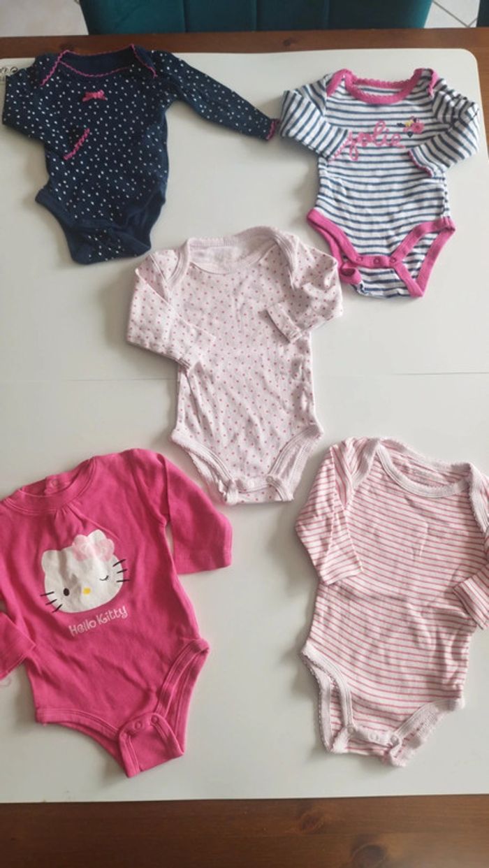 Bodies 3 mois - photo numéro 2