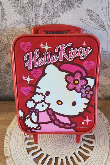 Petite Valise Hello Kitty Rouge Rose