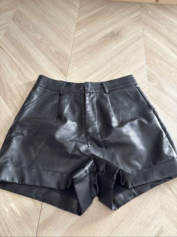 Short simili cuir SHEIN taille s