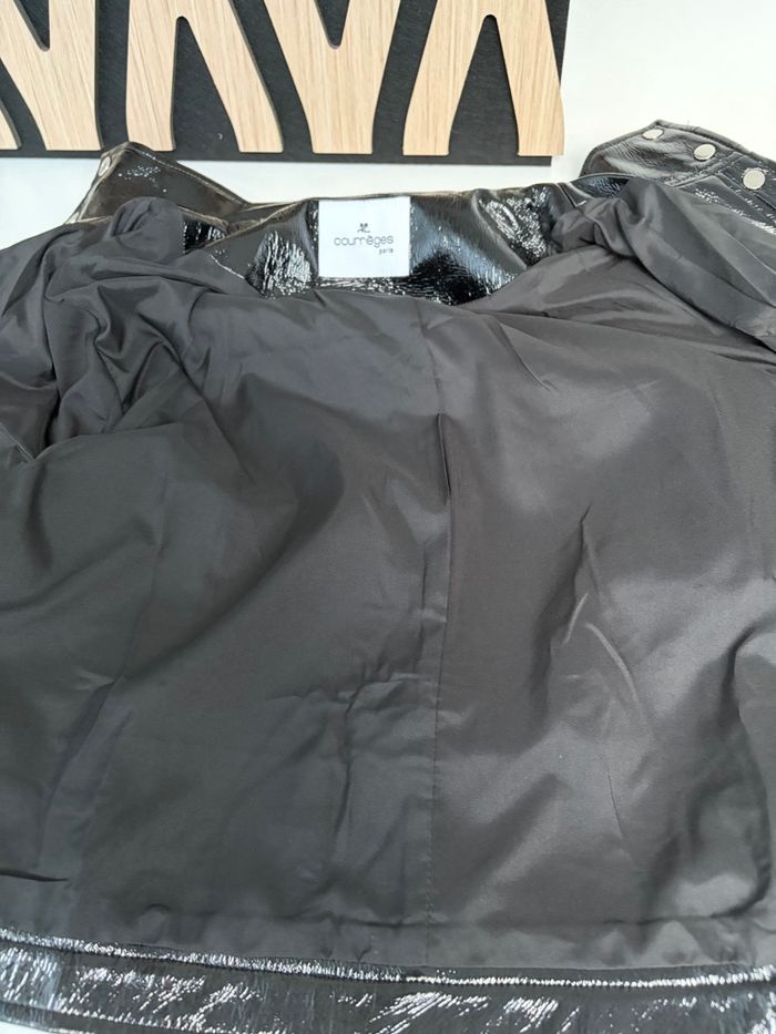 Veste Courrèges iconique en vinyle noir – Taille L (convient à un 38) - photo numéro 10