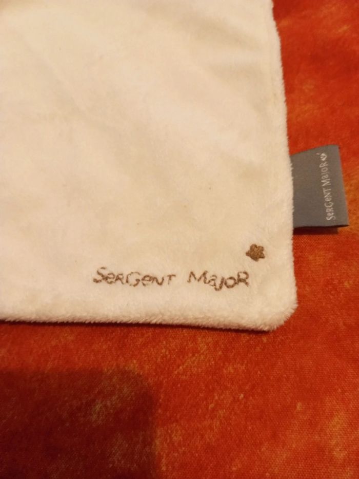 Doudou lapin blanc de Sergent Major - photo numéro 3