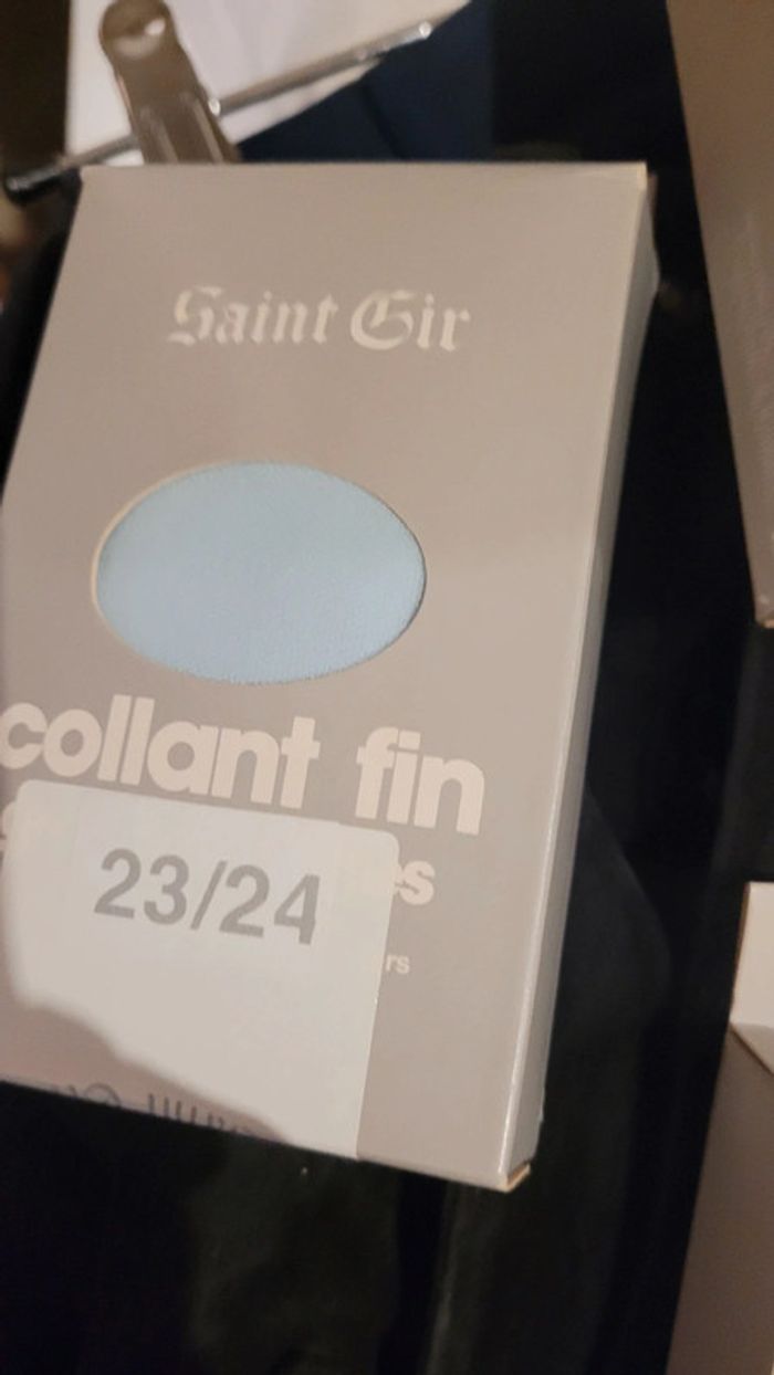Lot de 25 collants fillettes 23/24 - photo numéro 7