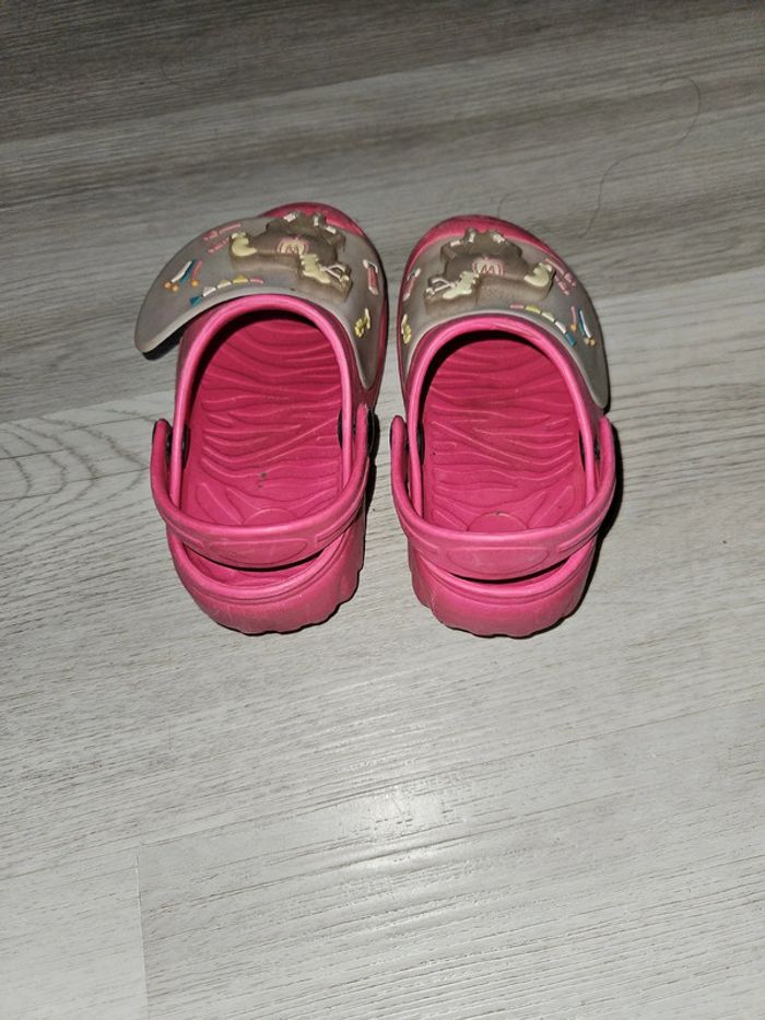 Crocs taille 26 fille - photo numéro 2