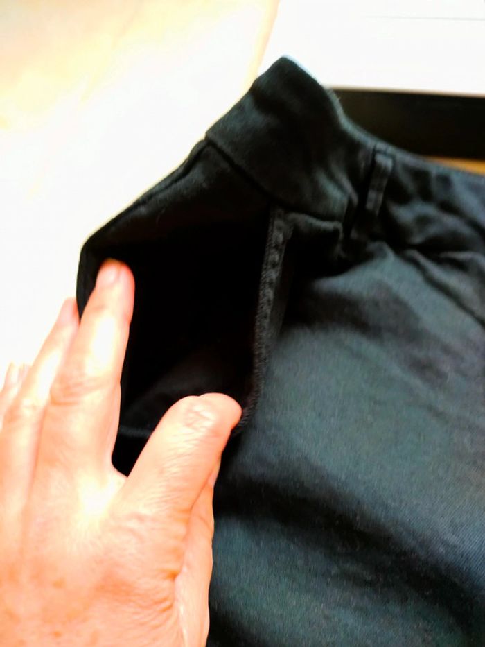 Pantalon noir court taille 42 marque camaïeu - photo numéro 3