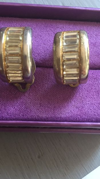 Superbe boucles oreilles clip vintage