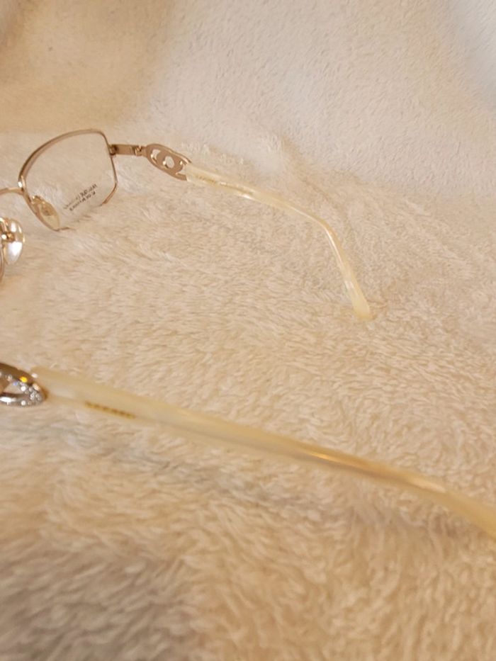 Lunettes azzaro neuf (prix négociable ) - photo numéro 6