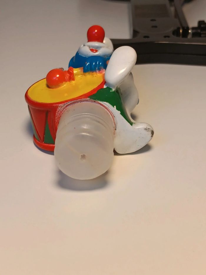 Bouchon vintage 1995 Schtroumpf clown avec tambour peyo Bip Holland - photo numéro 5