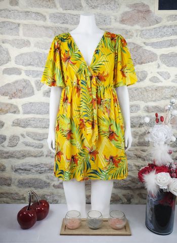 Robe aurore tropicale jaune ensoleillé et multicolore Femme taille 52 marque Missguided 🪷