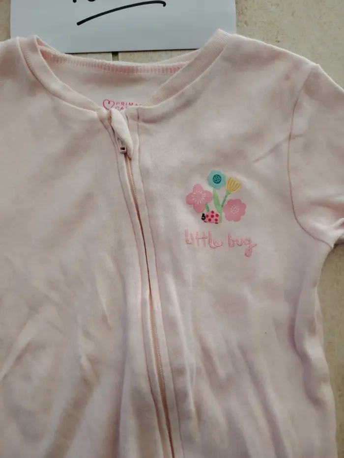 Pyjama une pièce - photo numéro 3